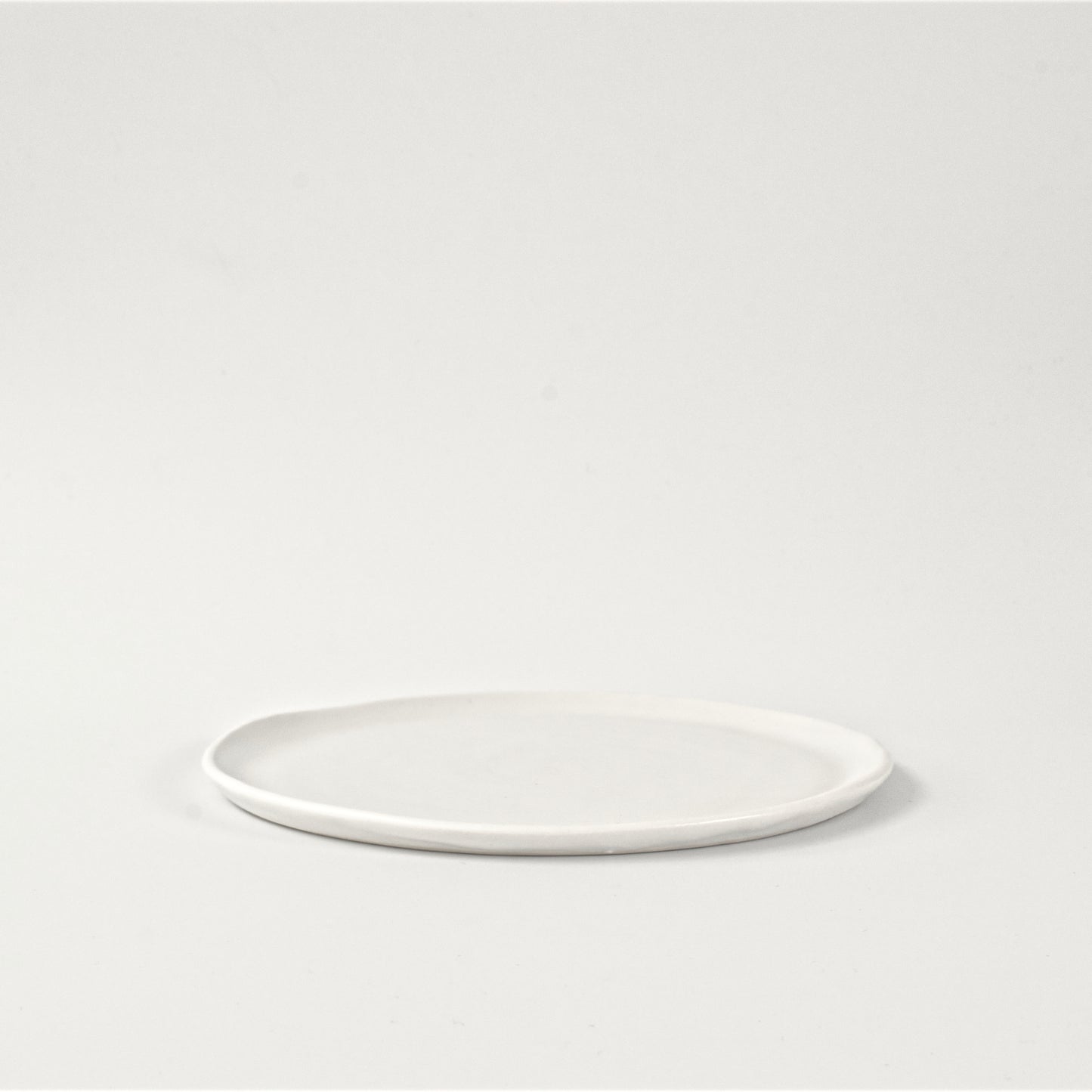 White porcelain flat plate