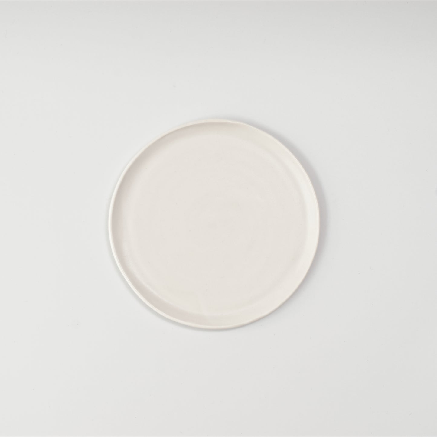 White porcelain flat plate