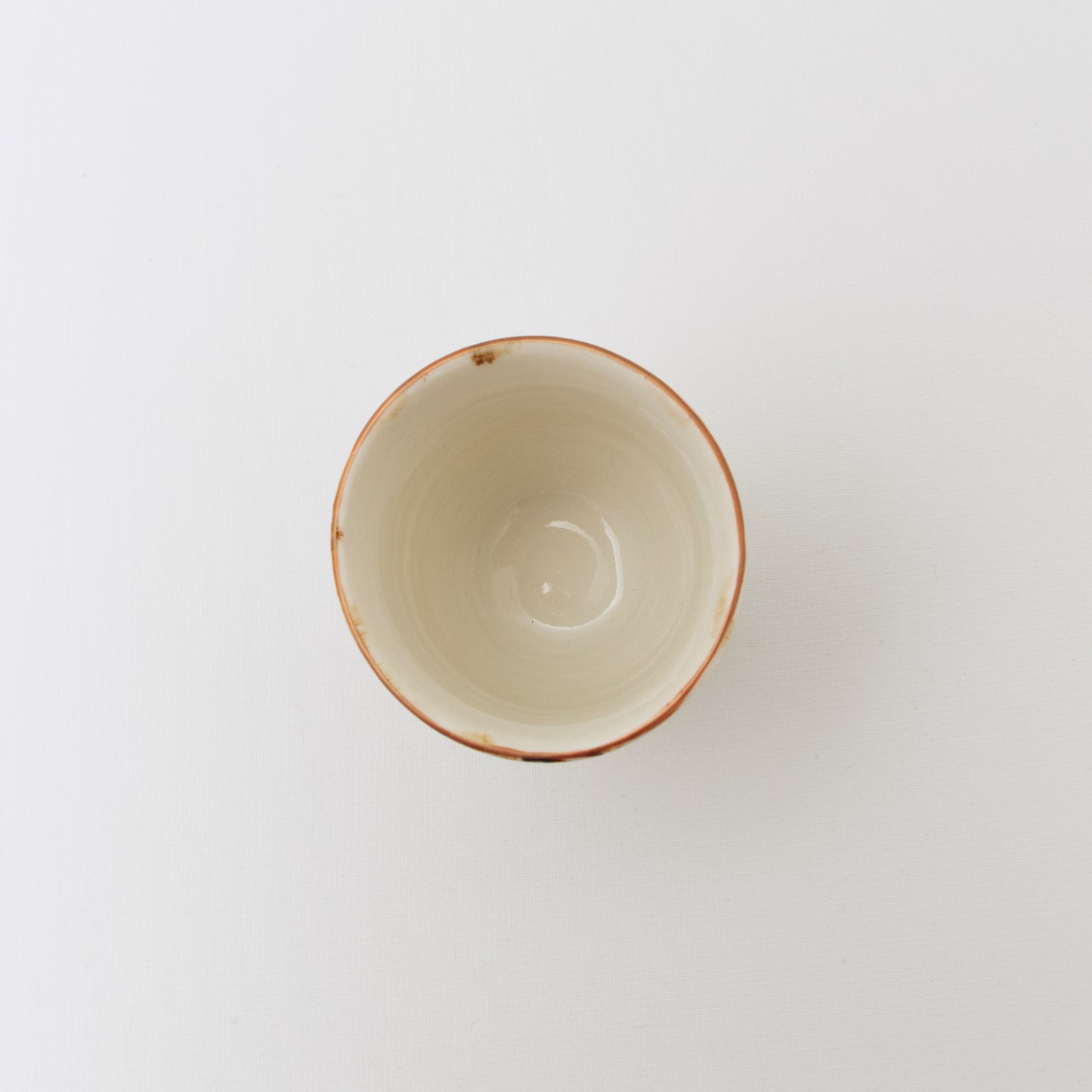 White porcelain Yunomi cup