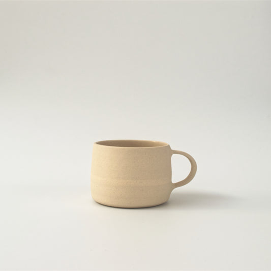 Cream stoneware mug